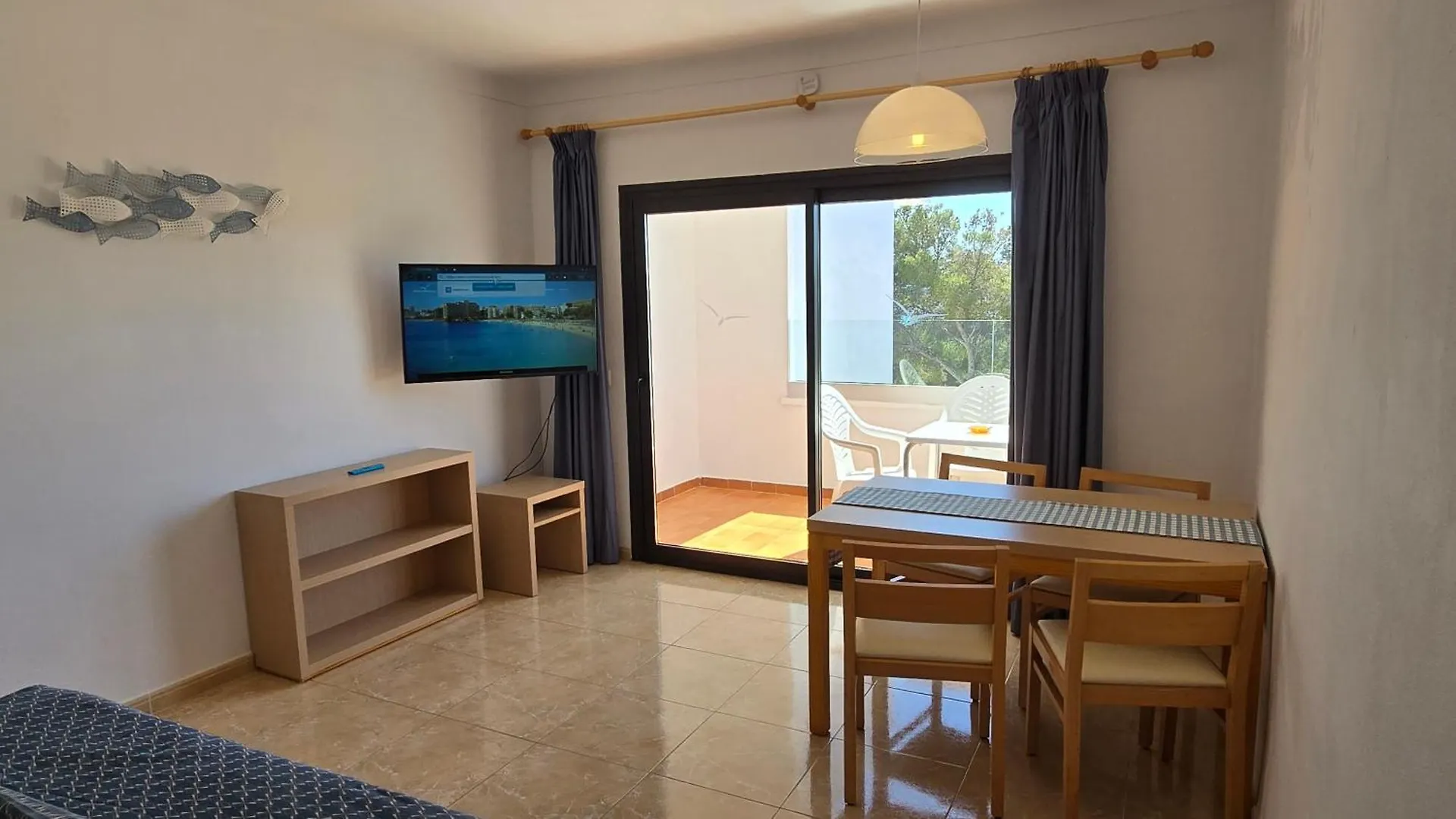 アパート Marina Palmanova Apartamentos