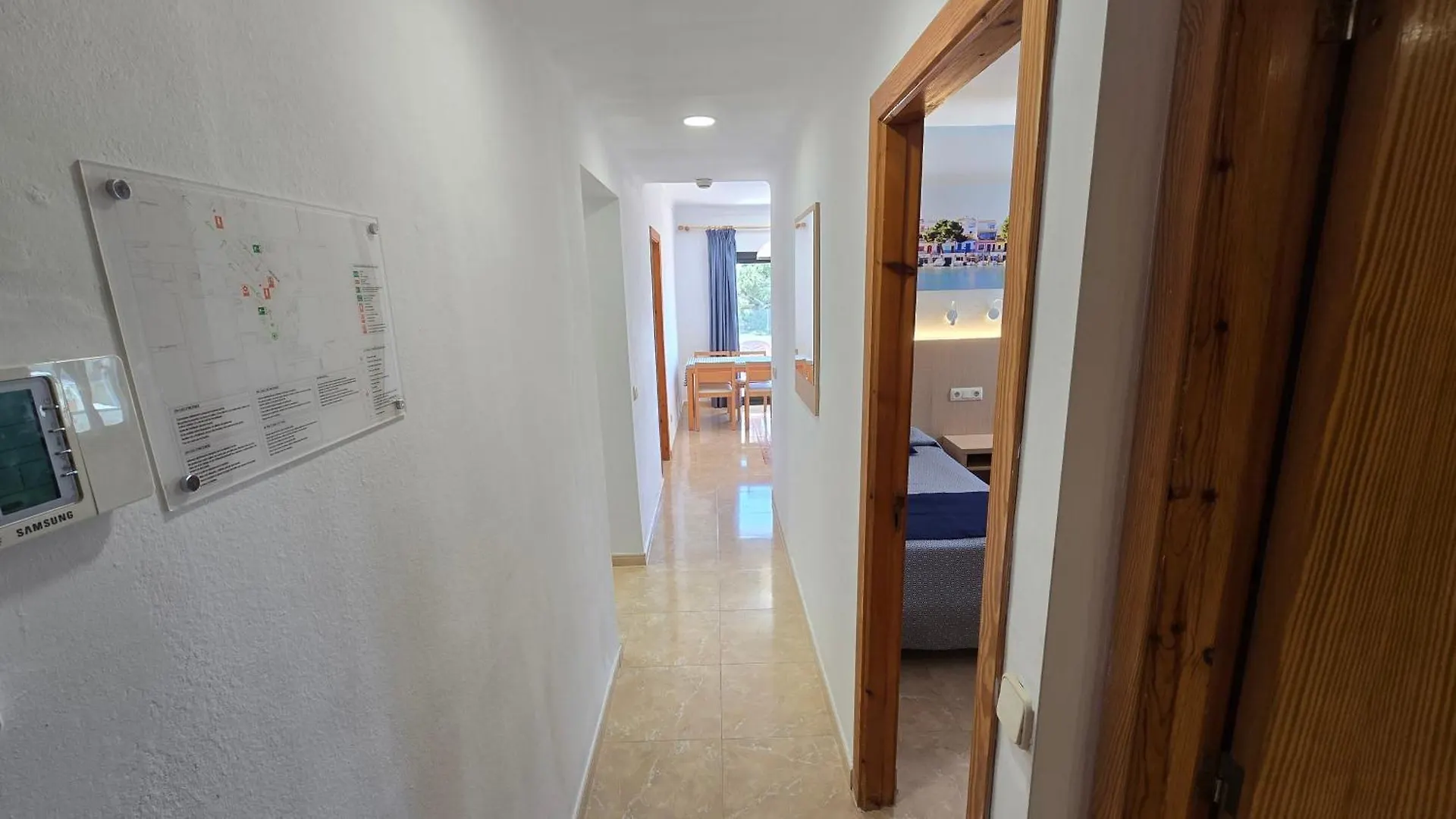 アパート Marina Palmanova Apartamentos スペイン