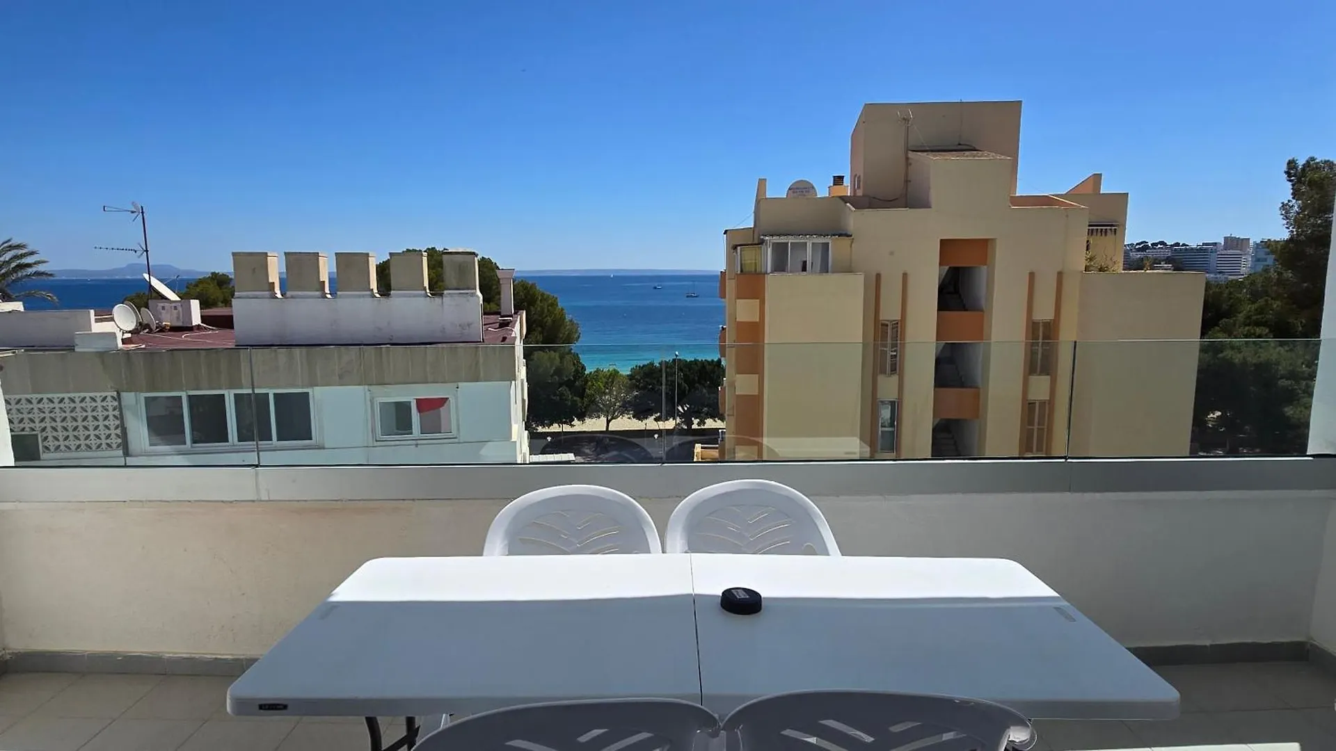 Marina Palmanova Apartamentos アパート